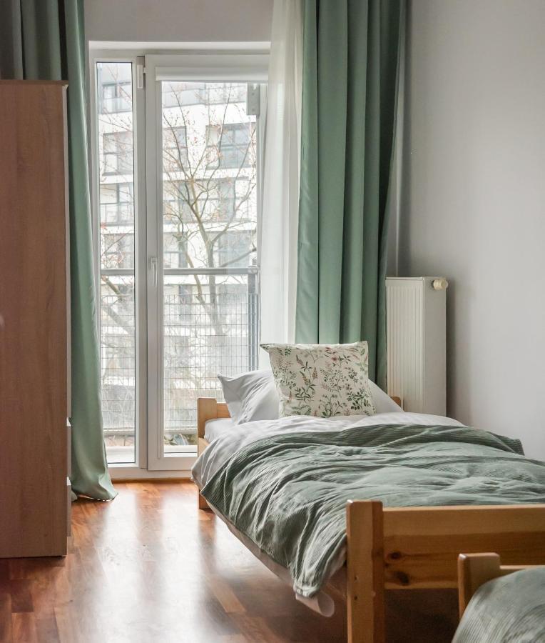Wola Sunshine Apartment Free Parking ワルシャワ エクステリア 写真